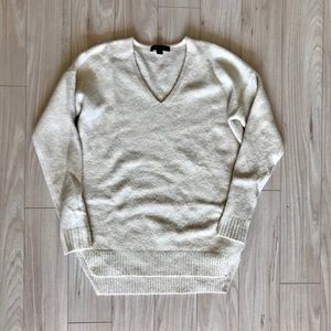Ann Taylor Petite Long V-Neck Sweater